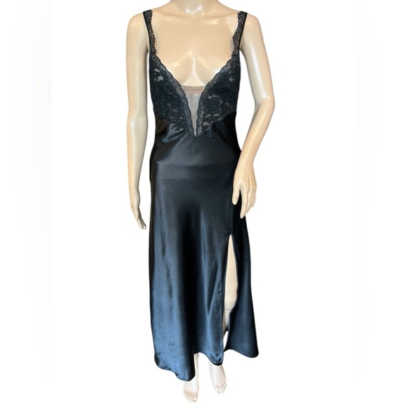 Vintage 80s Victorias secret GOLD LABEL black mesh Side Slit nightgown Size P - Picture 2 of 15
